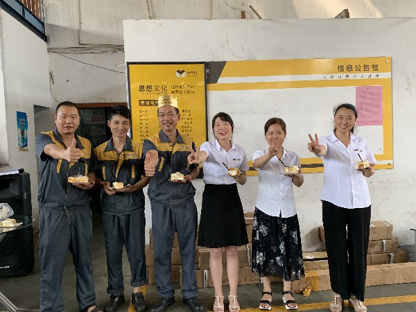 萬中萬工業(yè)科技生日會(huì)